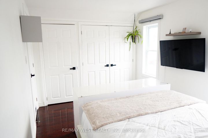 Photo 14 at 203 Court Street, Central, Oshawa