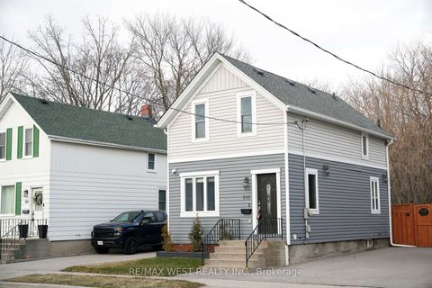Photo 1 at 203 Court Street, Central, Oshawa