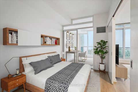 Photo 23 at 1804 - 218 Queens Quay W, Waterfront Communities C1, Toronto