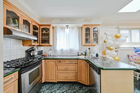 Photo 16 at 3200 Morning Star Drive, Malton, Mississauga