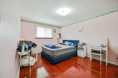 Photo 27 at 3200 Morning Star Drive, Malton, Mississauga