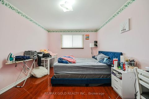 Photo 28 at 3200 Morning Star Drive, Malton, Mississauga