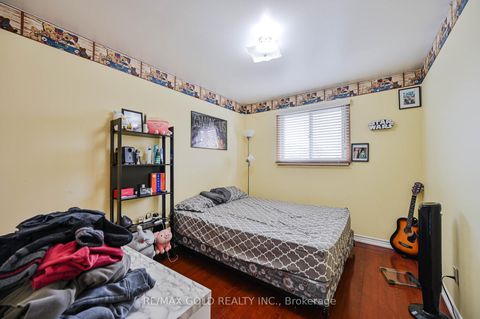 Photo 29 at 3200 Morning Star Drive, Malton, Mississauga