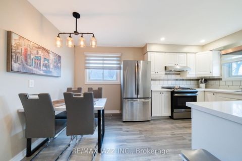 Photo 9 at 1007 Cardinal Court, Eastdale, Oshawa