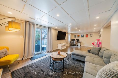 Photo 32 at 1007 Cardinal Court, Eastdale, Oshawa