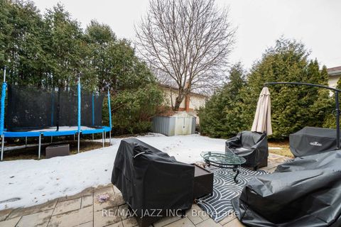 Photo 34 at 1007 Cardinal Court, Eastdale, Oshawa