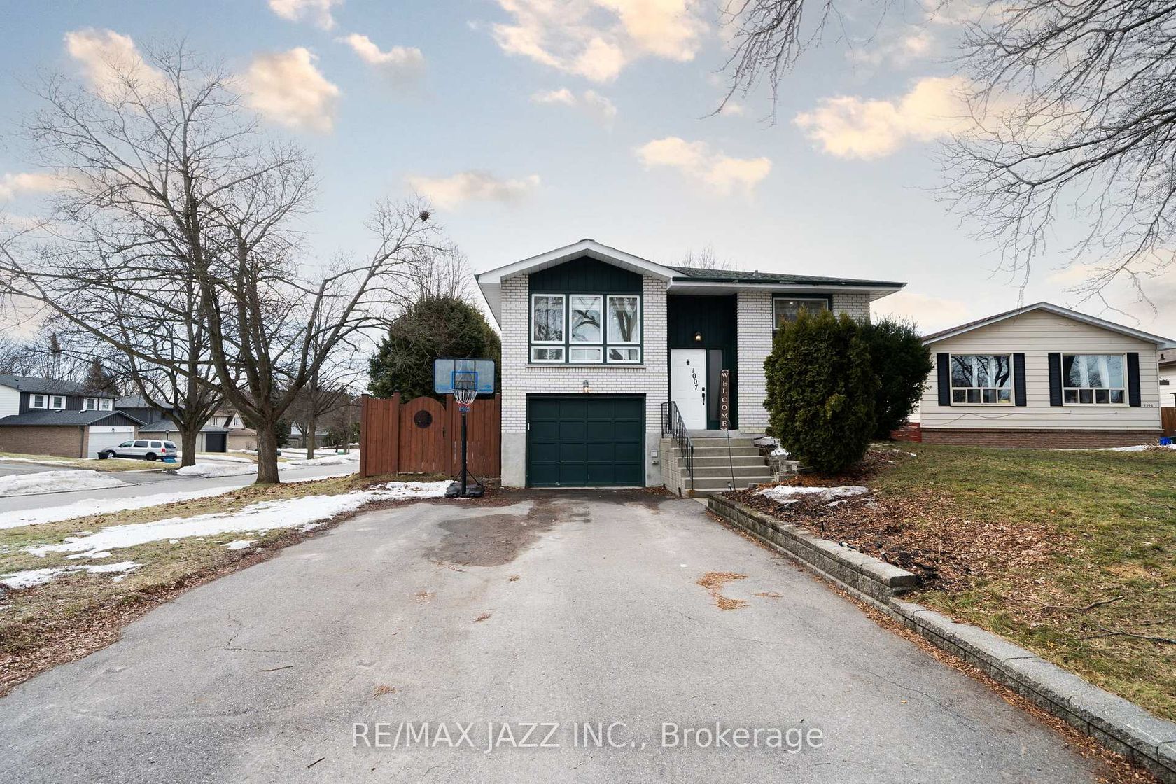 1007 Cardinal Court, Eastdale, Oshawa 