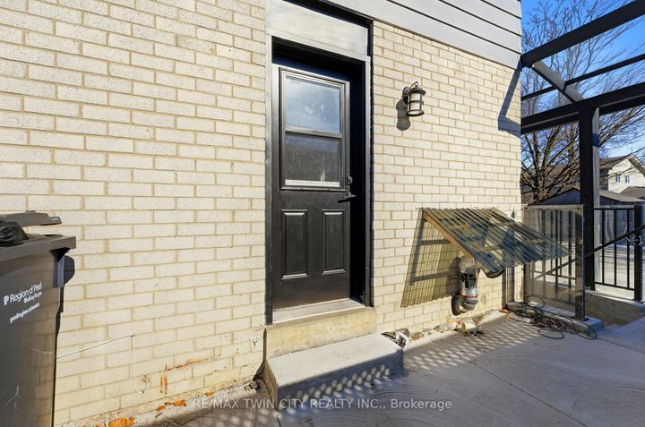 Photo 15 at 25 Seaborn Road, Madoc, Brampton