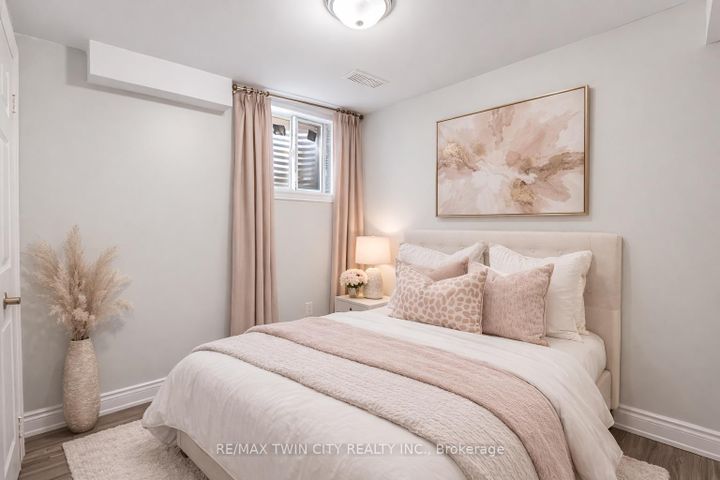 Photo 18 at 25 Seaborn Road, Madoc, Brampton