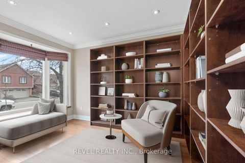 Photo 4 at 35 Bigham Crescent, West Deane, Toronto