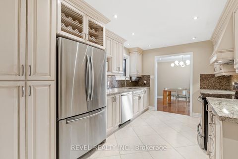 Photo 7 at 35 Bigham Crescent, West Deane, Toronto