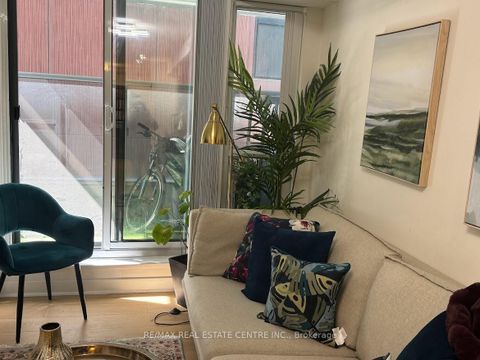 Photo 5 at 217 - 295 Adelaide Street W, Waterfront Communities C1, Toronto