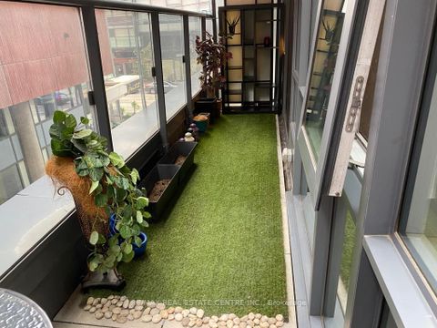 Photo 18 at 217 - 295 Adelaide Street W, Waterfront Communities C1, Toronto