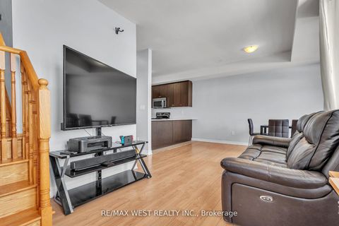 Photo 23 at 9 - 9601 Jane Street, Maple, Vaughan