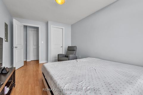 Photo 29 at 9 - 9601 Jane Street, Maple, Vaughan
