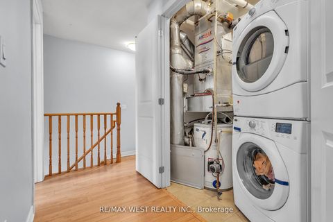 Photo 33 at 9 - 9601 Jane Street, Maple, Vaughan