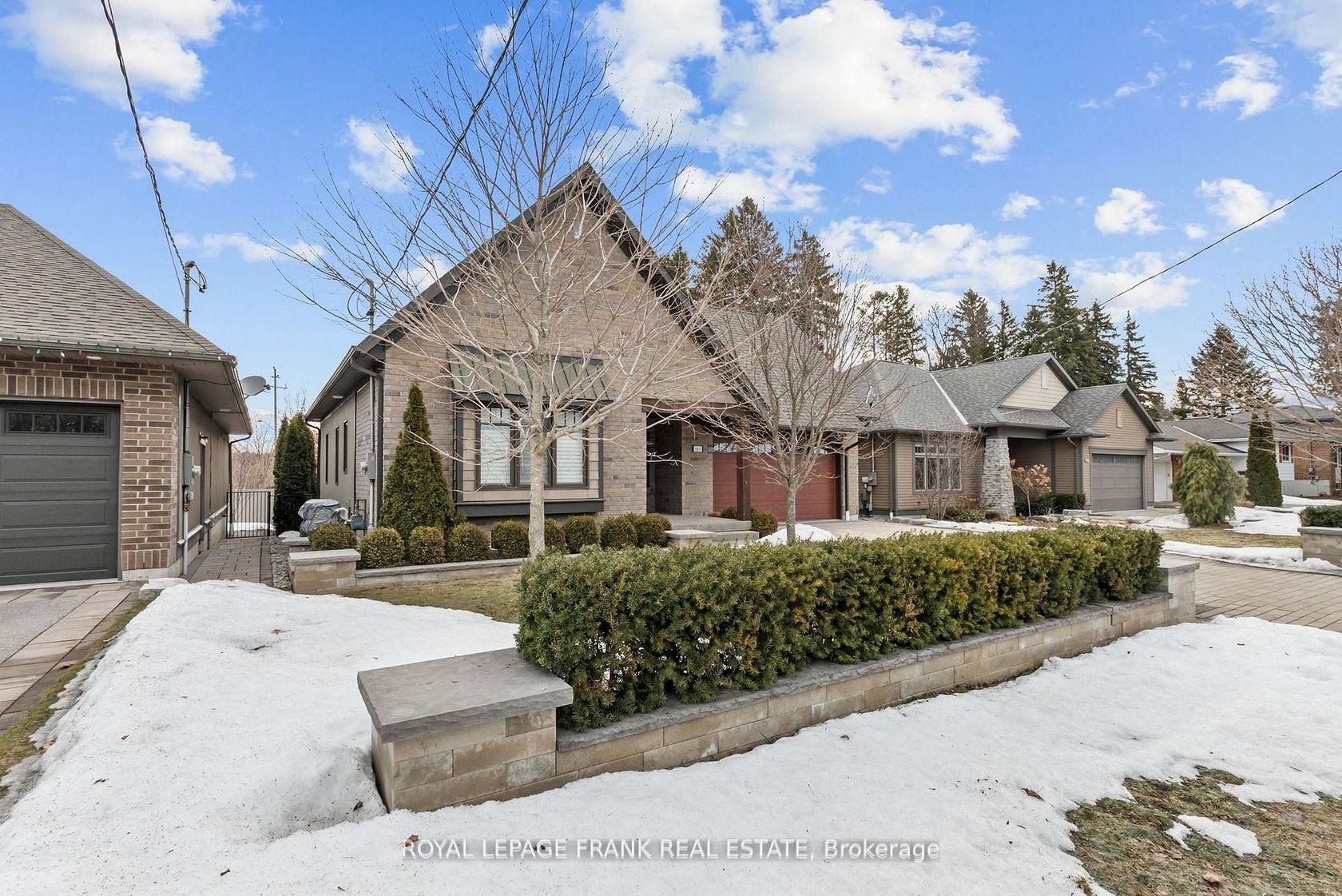 864 Burnham Street, Cobourg by Loree Meneguzzi Real Estate 864 Burnham Street, Cobourg