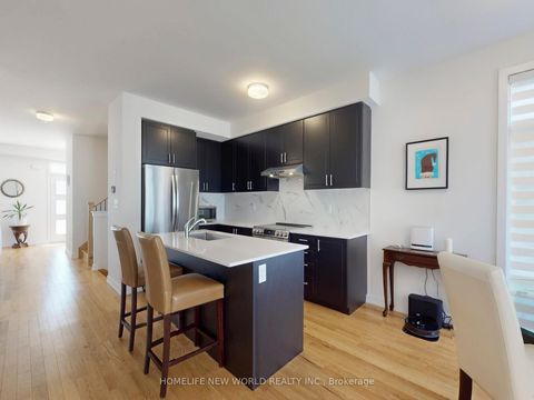 Photo 14 at 10 Liam Foudy Court, Bendale, Toronto