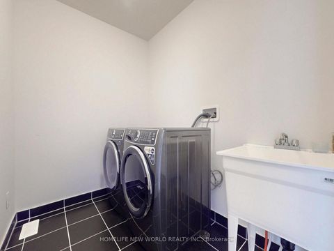 Photo 31 at 10 Liam Foudy Court, Bendale, Toronto