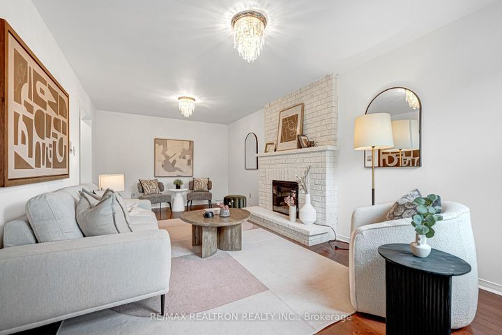 Photo 12 at 3488 Africa Crescent, Fairview, Mississauga