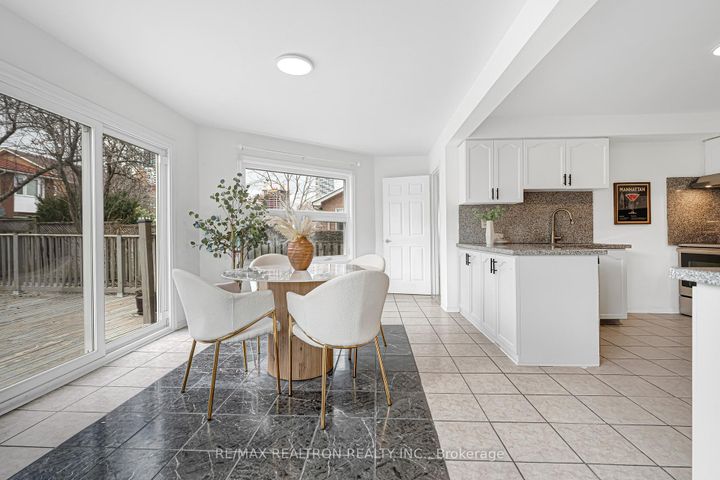 Photo 14 at 3488 Africa Crescent, Fairview, Mississauga