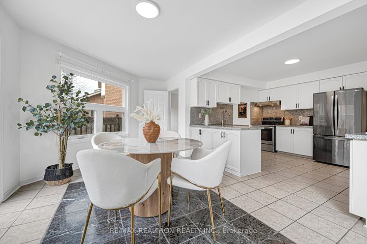 Photo 15 at 3488 Africa Crescent, Fairview, Mississauga