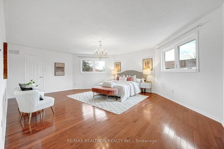 Photo 23 at 3488 Africa Crescent, Fairview, Mississauga