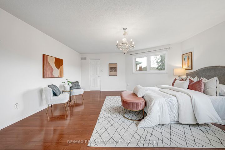 Photo 24 at 3488 Africa Crescent, Fairview, Mississauga