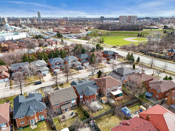 Photo 46 at 3488 Africa Crescent, Fairview, Mississauga