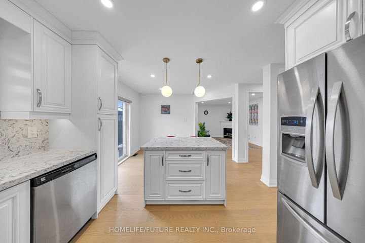 Photo 37 at 262 Helen Avenue, South Unionville, Markham