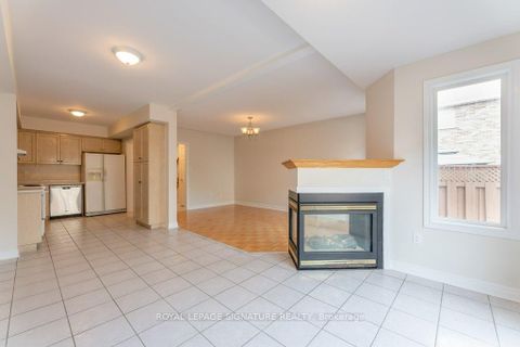 Photo 17 at 55 Pottery Place, East Woodbridge, Vaughan