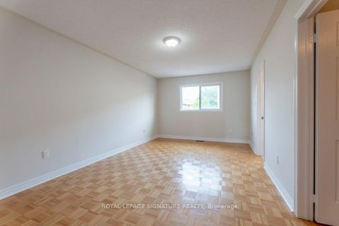 Photo 19 at 55 Pottery Place, East Woodbridge, Vaughan