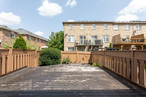 Photo 31 at 55 Pottery Place, East Woodbridge, Vaughan