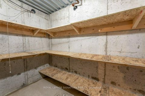 Photo 39 at 55 Pottery Place, East Woodbridge, Vaughan