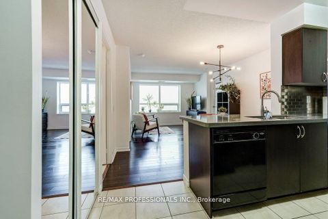 Photo 9 at 930 - 60 Heintzman Street, Junction Area, Toronto