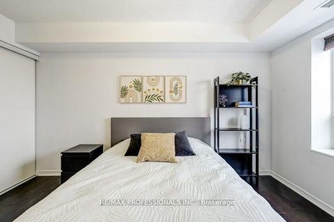 Photo 12 at 930 - 60 Heintzman Street, Junction Area, Toronto