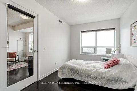 Photo 13 at 930 - 60 Heintzman Street, Junction Area, Toronto