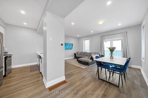 Photo 7 at 22 - 1 Stonehart Lane, East Bayfield, Barrie