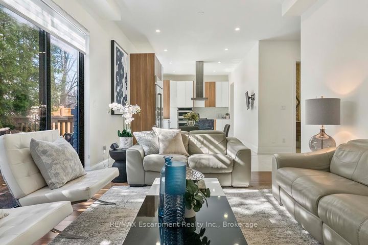 Photo 14 at 1526 Bridge Road, WO West, Oakville