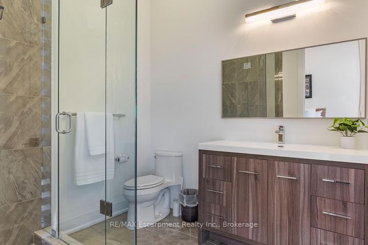 Photo 24 at 1526 Bridge Road, WO West, Oakville