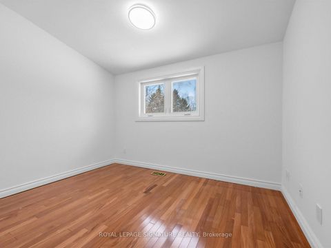 Photo 19 at 284 Guildwood Parkway, Guildwood, Toronto