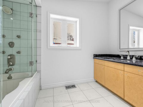 Photo 22 at 284 Guildwood Parkway, Guildwood, Toronto