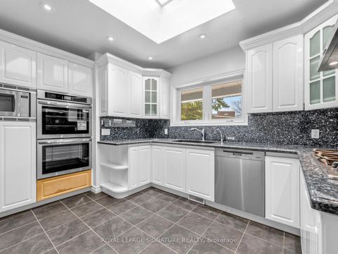 Photo 25 at 284 Guildwood Parkway, Guildwood, Toronto