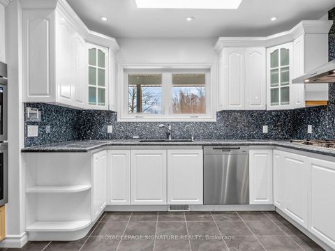 Photo 26 at 284 Guildwood Parkway, Guildwood, Toronto