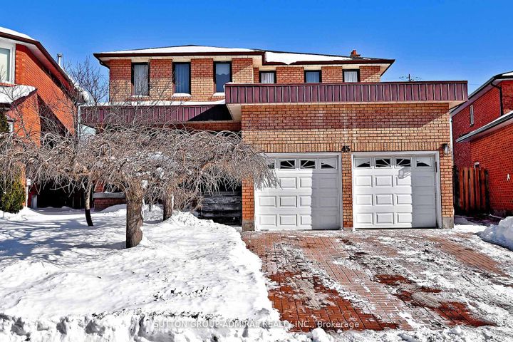 Photo 0 at 45 Royal Garden Boulevard, East Woodbridge, Vaughan