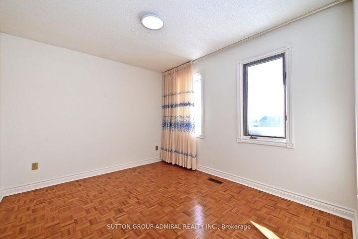 Photo 42 at 45 Royal Garden Boulevard, East Woodbridge, Vaughan