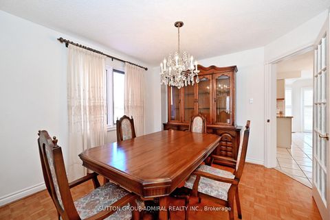 Photo 10 at 45 Royal Garden Boulevard, East Woodbridge, Vaughan