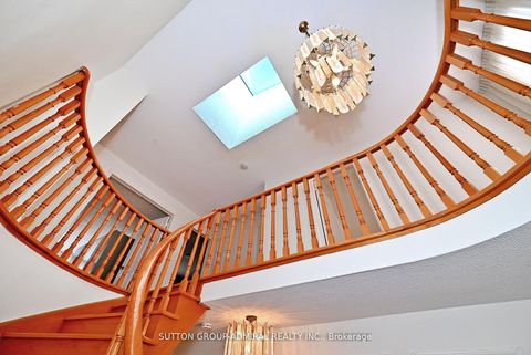 Photo 31 at 45 Royal Garden Boulevard, East Woodbridge, Vaughan