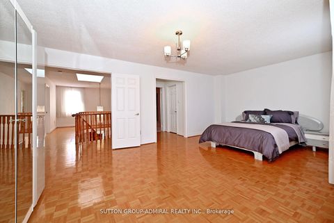 Photo 34 at 45 Royal Garden Boulevard, East Woodbridge, Vaughan