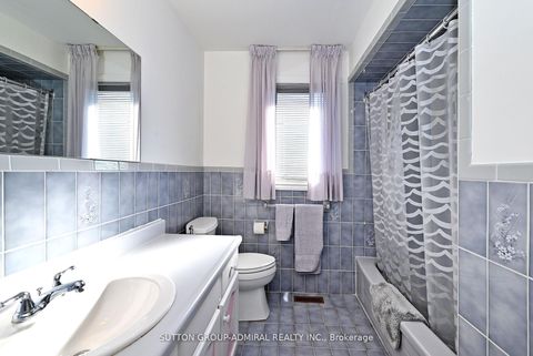 Photo 46 at 45 Royal Garden Boulevard, East Woodbridge, Vaughan